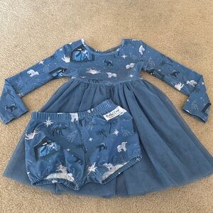 Bella and Omi Nativity Set 4